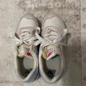 New Balance Kids Sneakers in White and Tan with baby blue accents